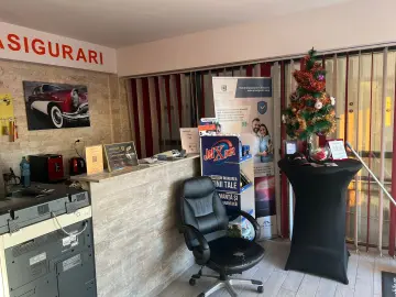 TOYOTA C-HR 1.8 HIBRID