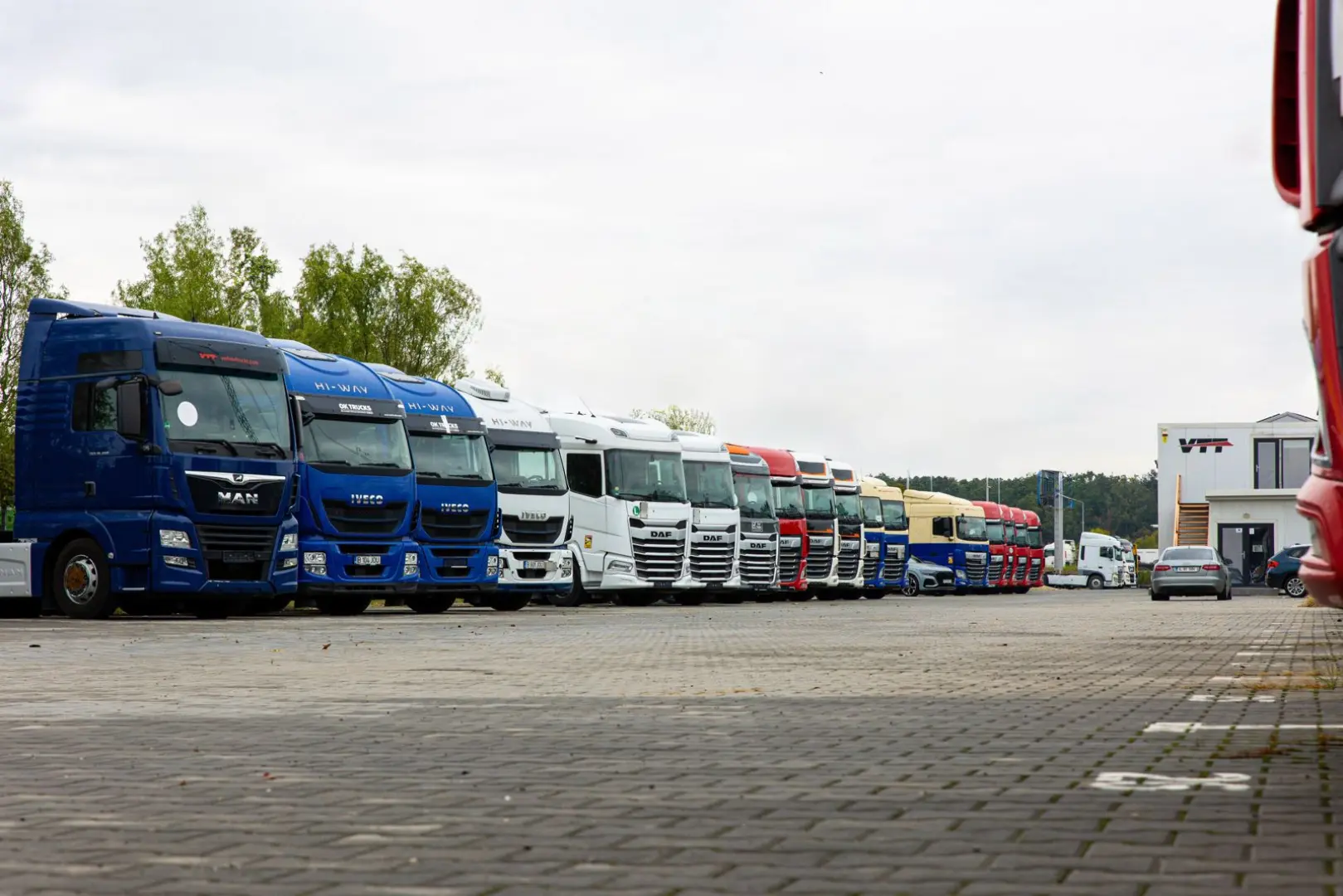 Tesla Model Y Dual Motor Long Range 4x4 514CP