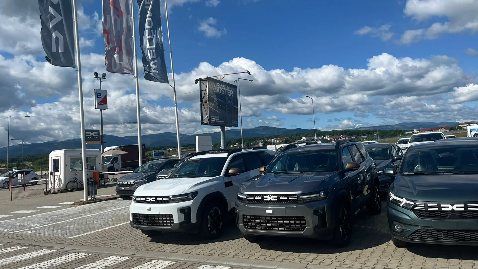 DUSTER EXTREME HYBRID 155