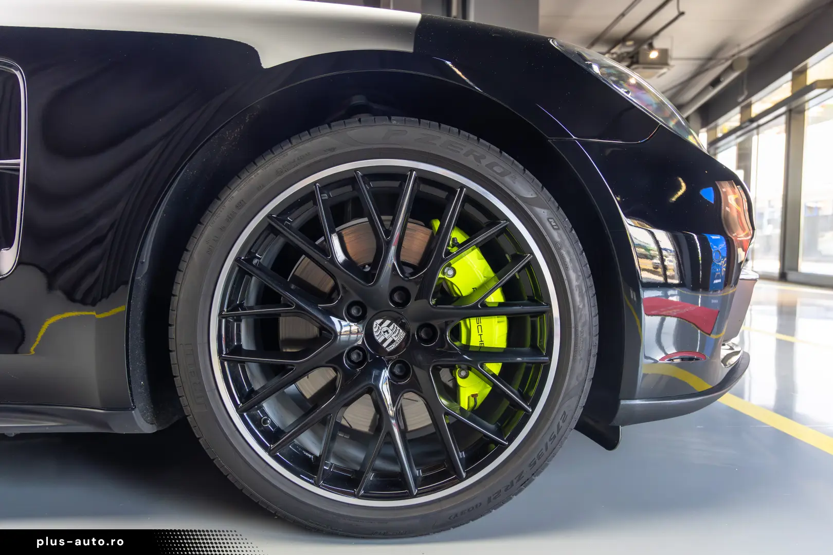 Porsche Panamera 4 E-Hybrid