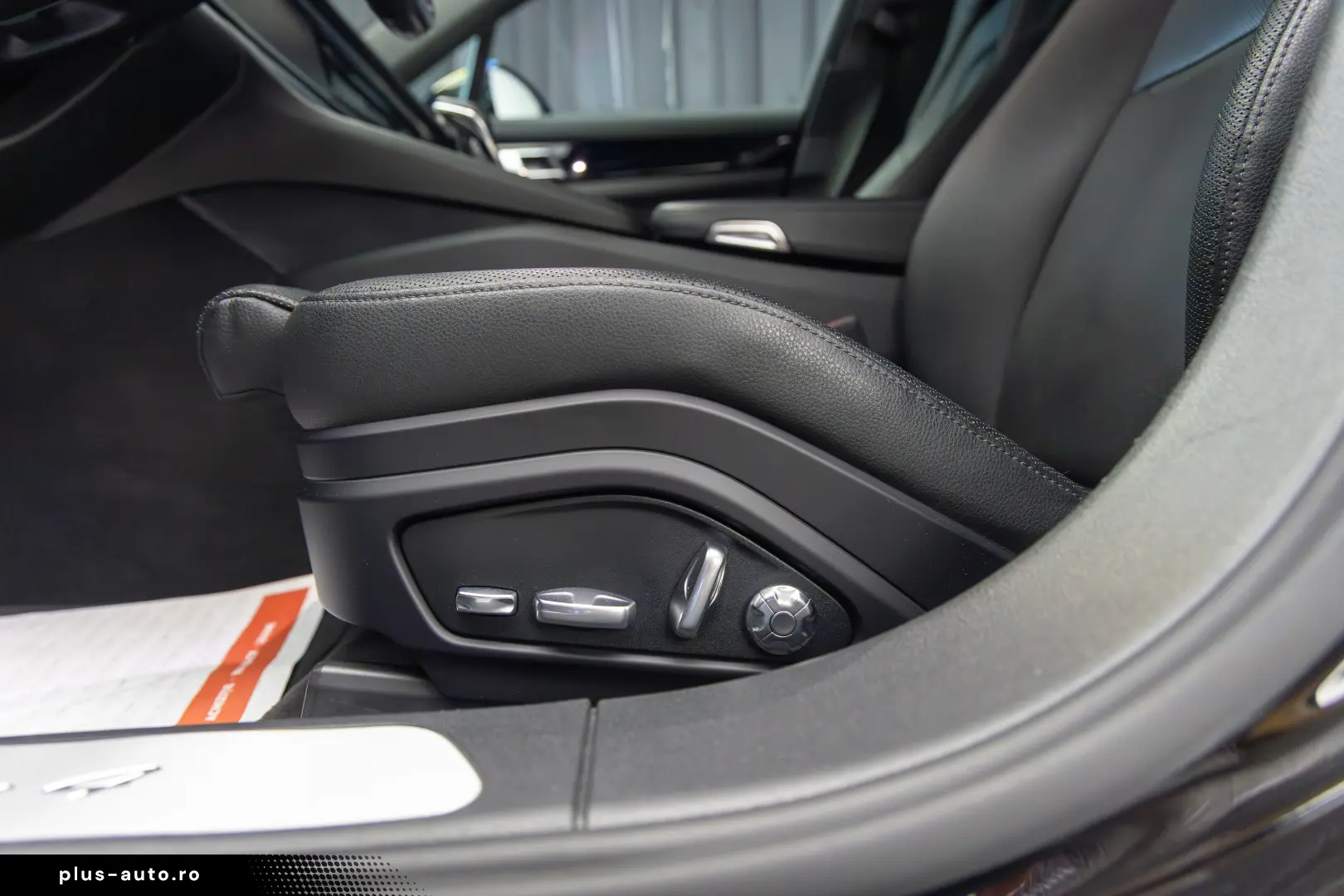 Porsche Panamera 4 E-Hybrid