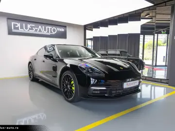 Porsche Panamera 4 E-Hybrid