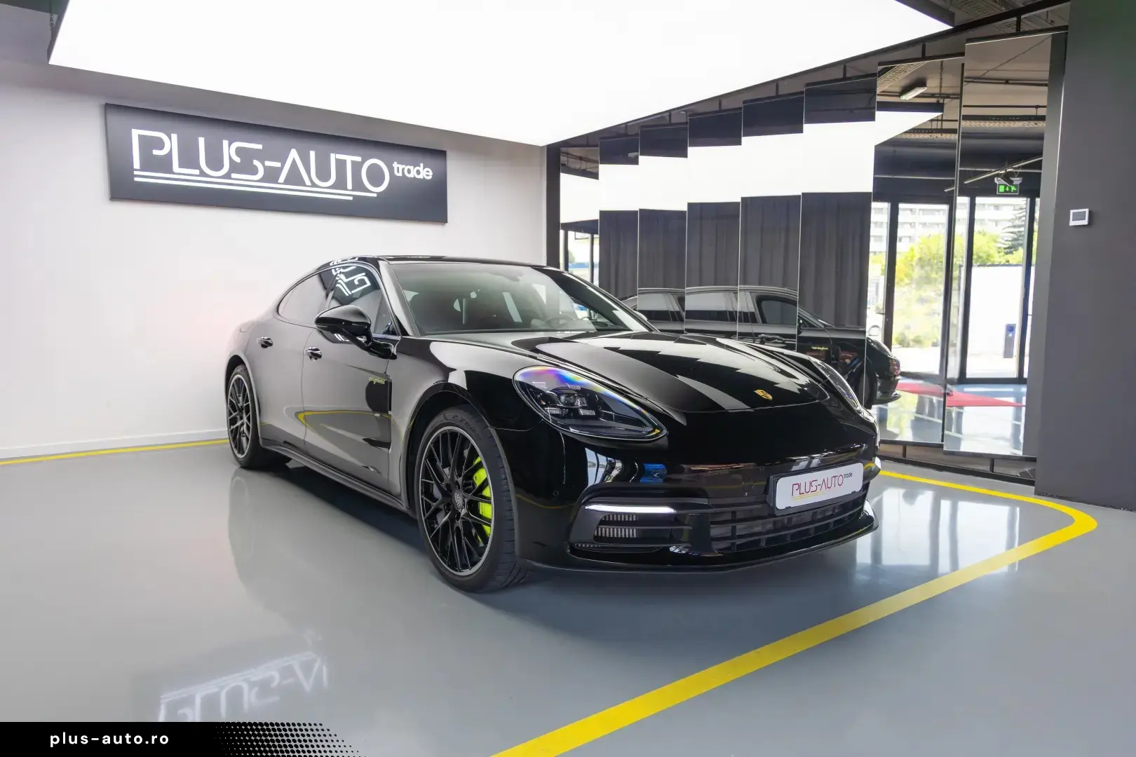 Porsche Panamera 4 E-Hybrid