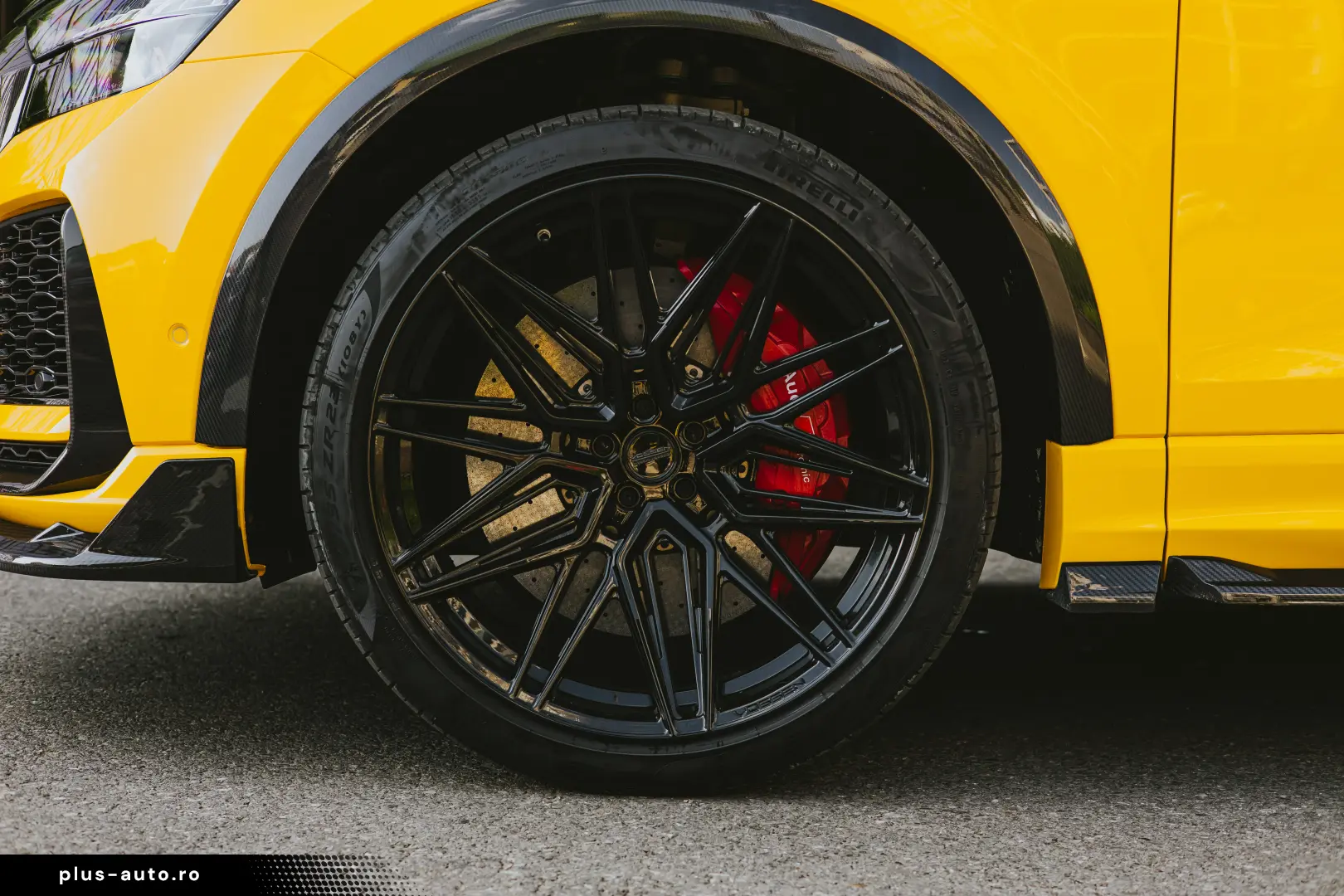 AUDI RS Q8