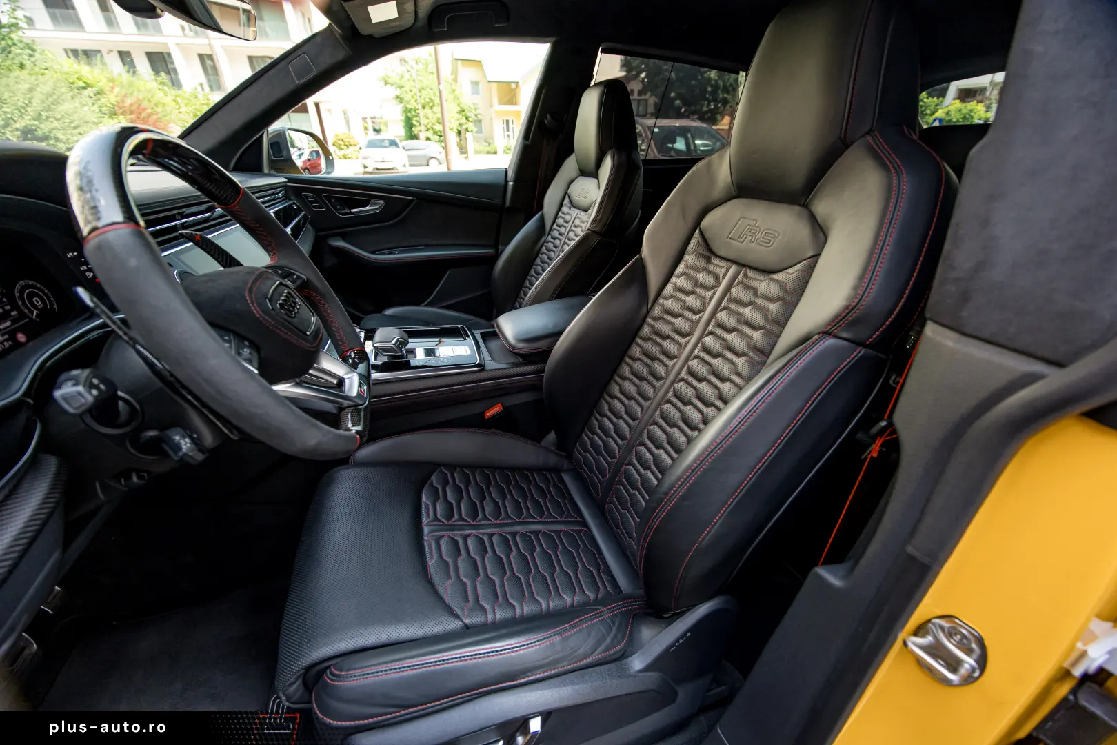 AUDI RS Q8