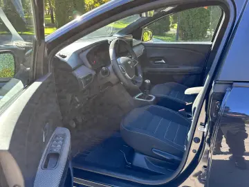 DACIA JOGGER EXTREME 1.0 TCE 110 CP  AN 2022