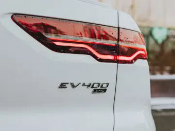 I-PACE 5 USI SUV SWB  EV 90 kWh 400CPAWD Auto  R-Dynamic HSE