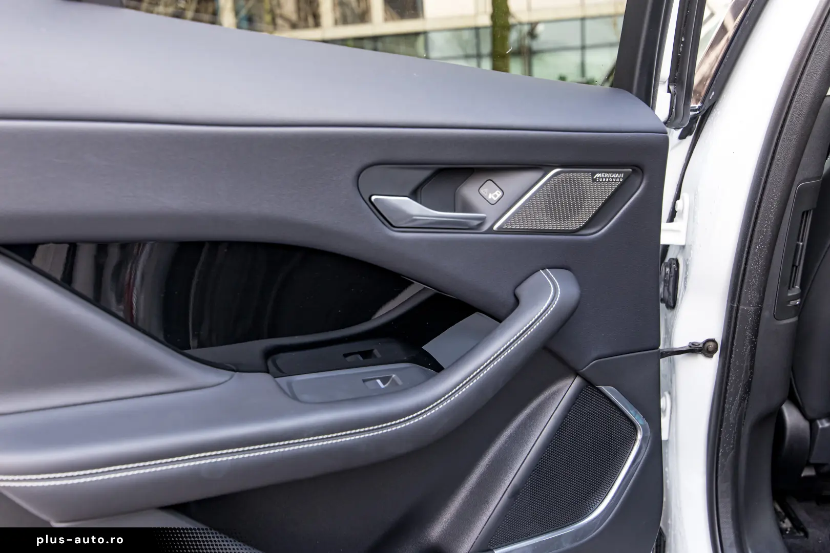 I-PACE 5 USI SUV SWB  EV 90 kWh 400CPAWD Auto  R-Dynamic HSE