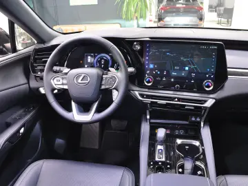 STOC RX450h+ PlugIn Hybrid 309CP EXE Panorama Garantie10ani
