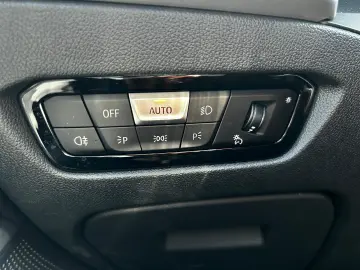 BMW Seria 3 318d AT MHEV