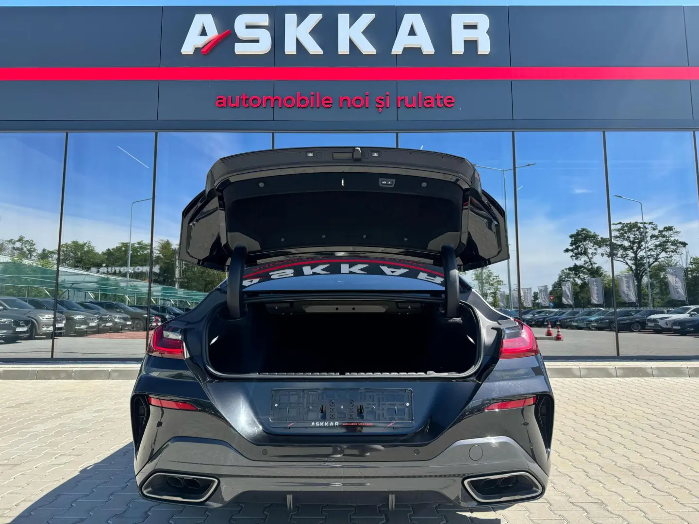 BMW M8 M850i xDrive Gran Coupe