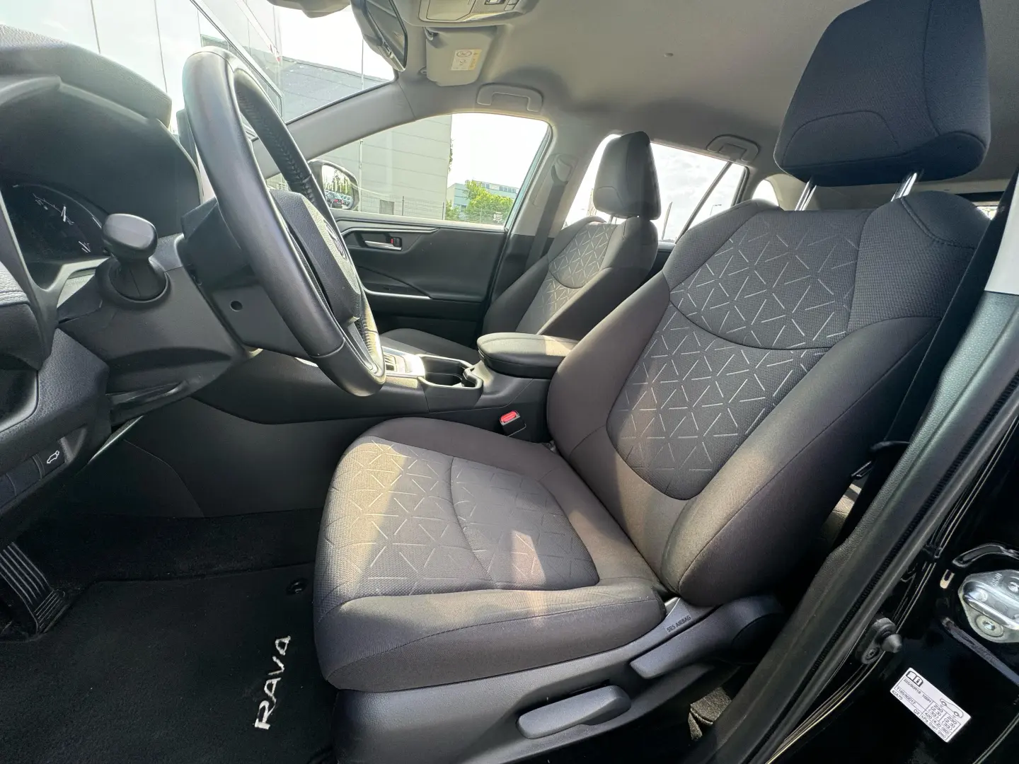 Toyota RAV4 2.0P CVT 2WD Dynamic