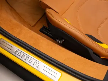 FERARRI 296 GTS ( Spider)