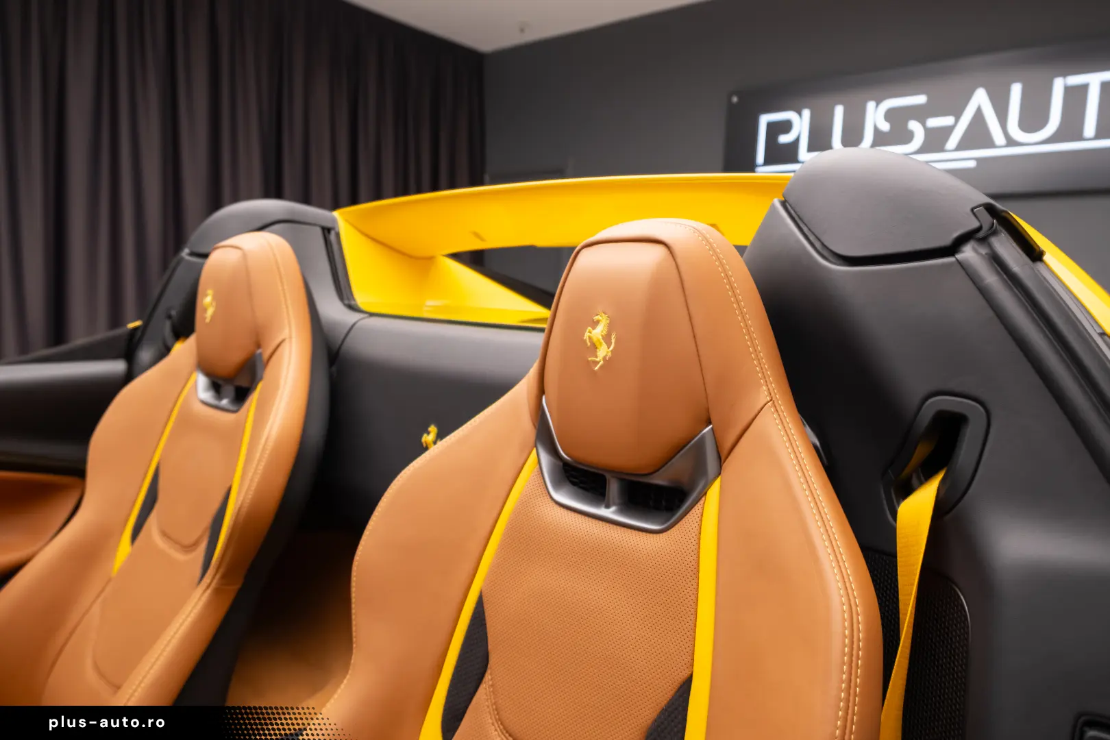 FERARRI 296 GTS ( Spider)