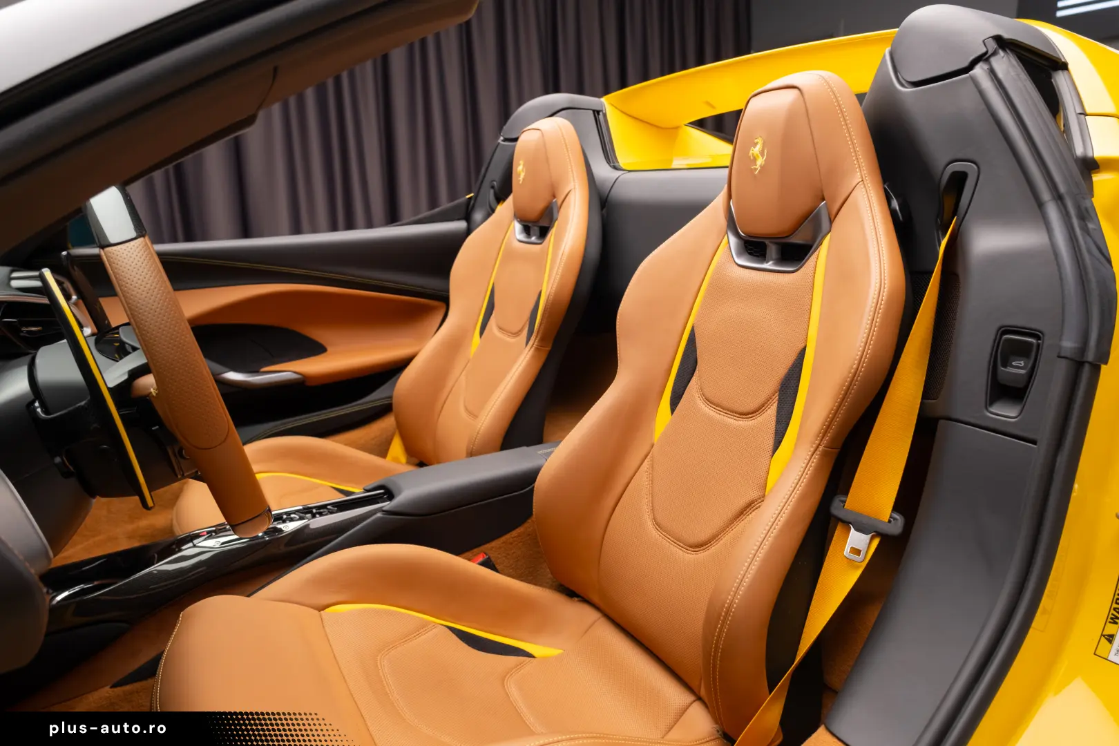 FERARRI 296 GTS ( Spider)