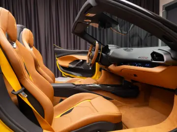 FERARRI 296 GTS ( Spider)