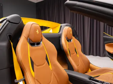 FERARRI 296 GTS ( Spider)