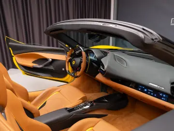 FERARRI 296 GTS ( Spider)