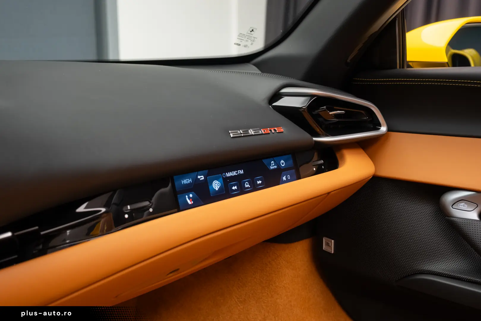 FERARRI 296 GTS ( Spider)