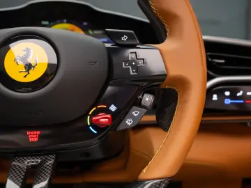 FERARRI 296 GTS ( Spider)