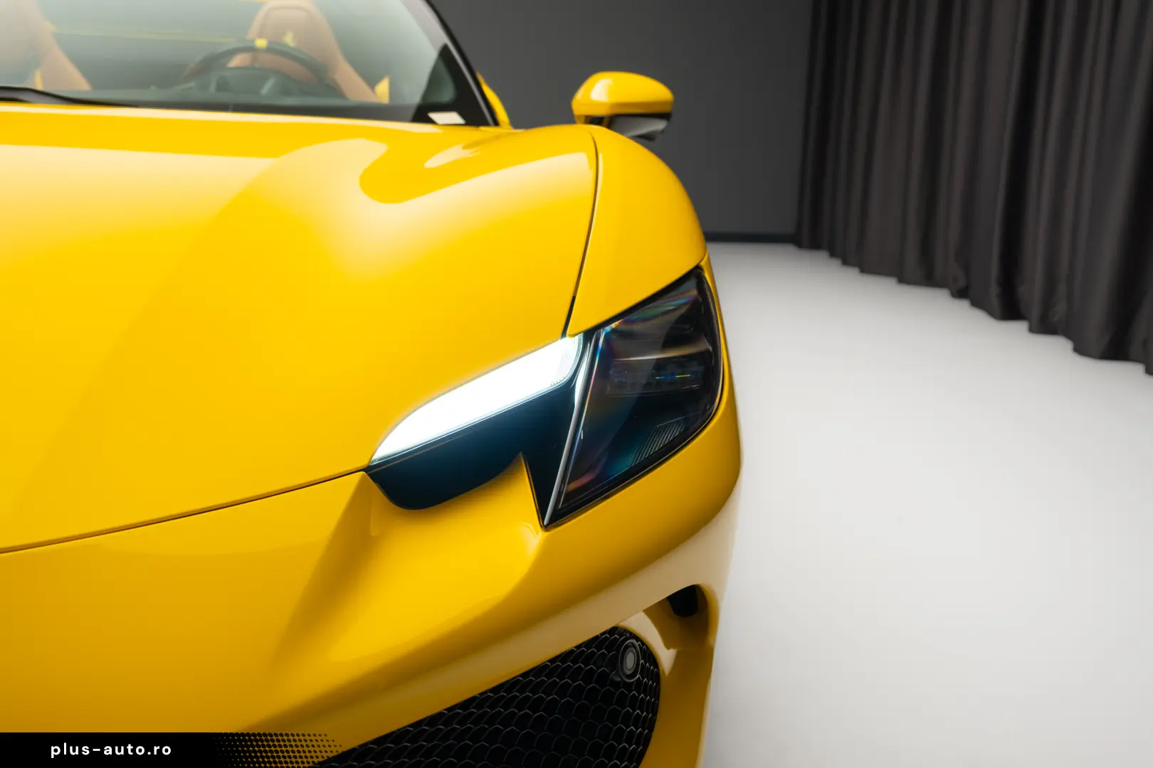 FERARRI 296 GTS ( Spider)