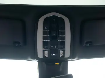 Porsche Macan 2.0L 245 Cp