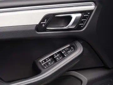 Porsche Macan 2.0L 245 Cp