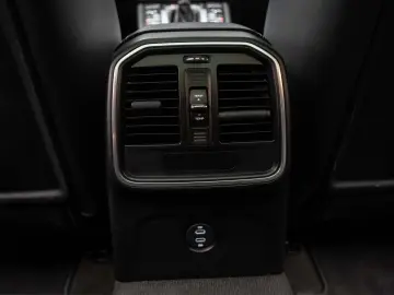 Porsche Macan 2.0L 245 Cp