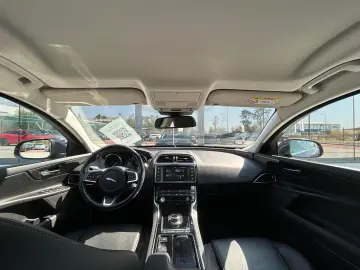 Jaguar XE 20d Aut. Prestige