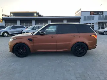 Land Rover Range Rover Sport 2.0 L PHEV HSE Dynamic