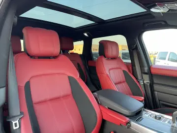 Land Rover Range Rover Sport 2.0 L PHEV HSE Dynamic