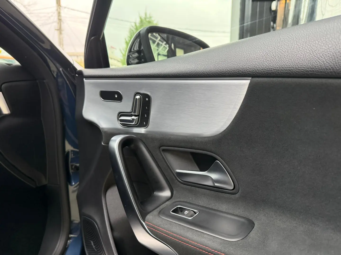 Mercedes-Benz A35 AMG