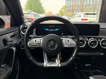 Mercedes-Benz A35 AMG