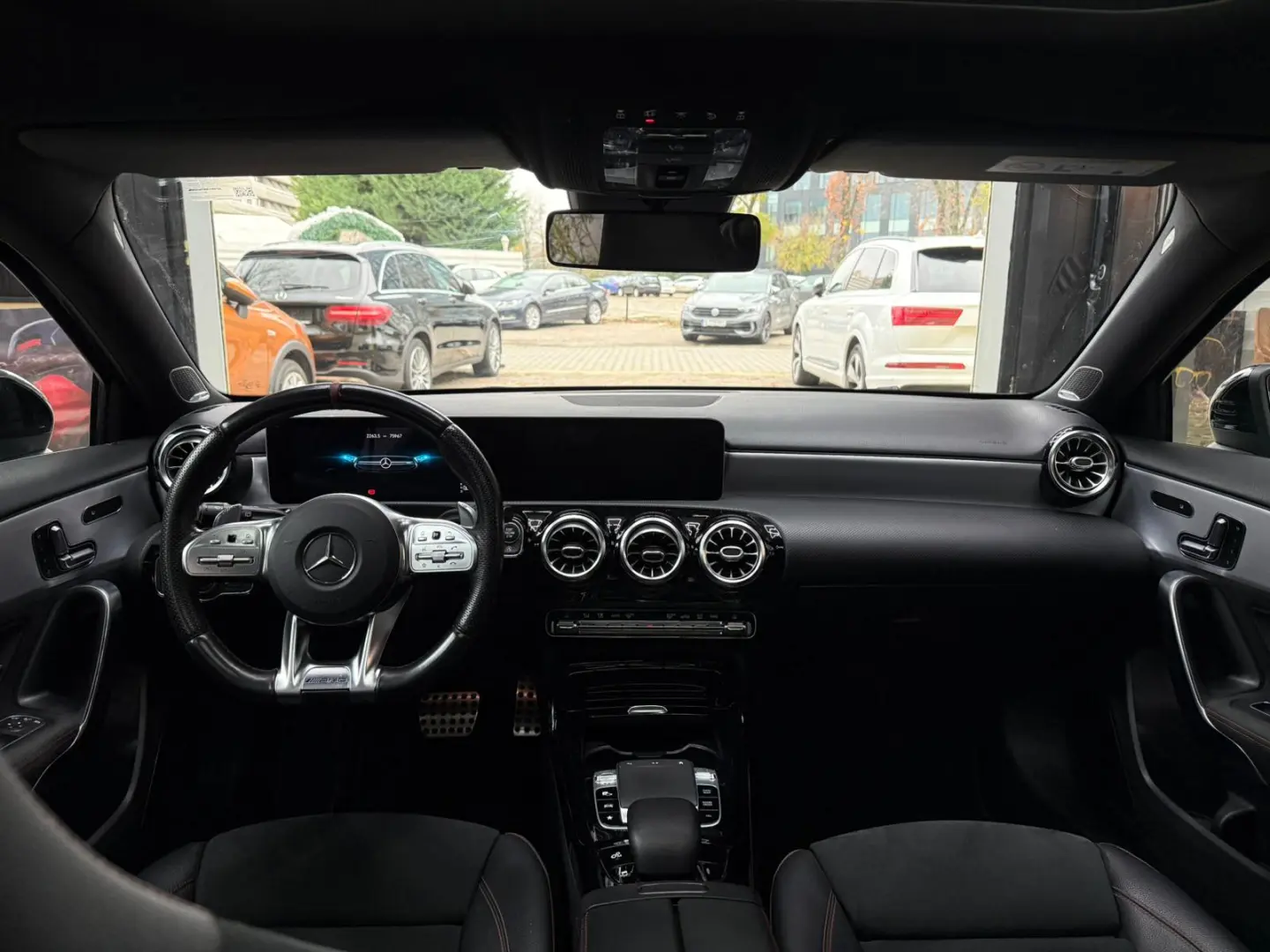 Mercedes-Benz A35 AMG