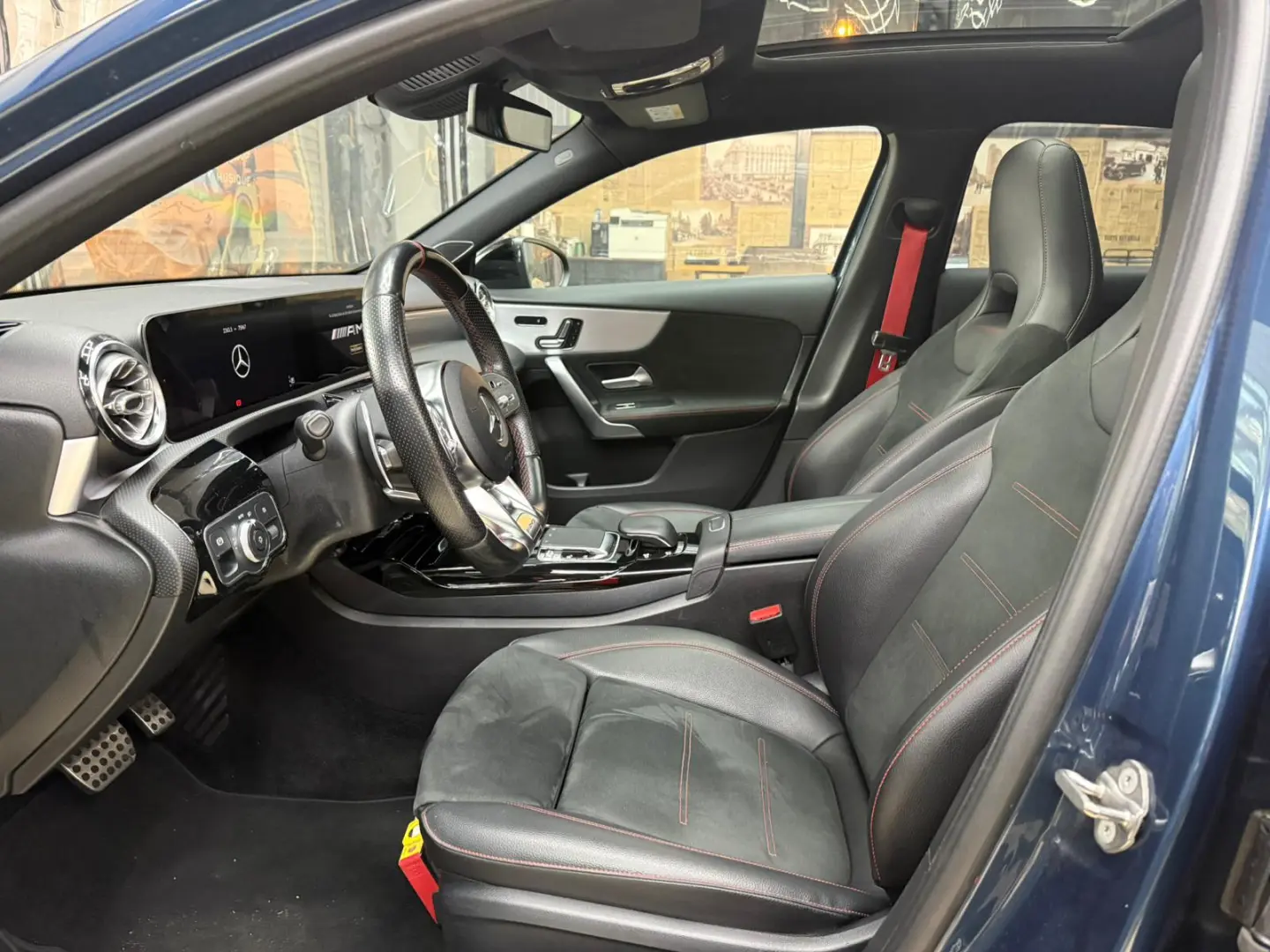 Mercedes-Benz A35 AMG