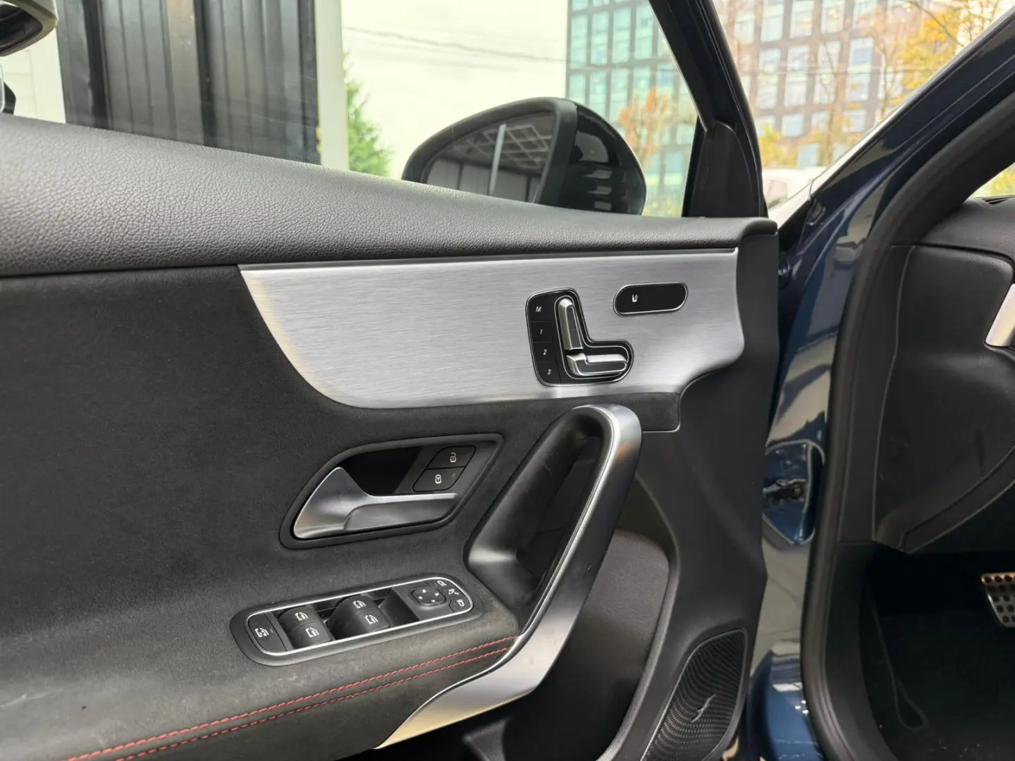 Mercedes-Benz A35 AMG