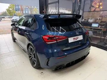 Mercedes-Benz A35 AMG