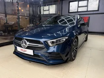 Mercedes-Benz A35 AMG