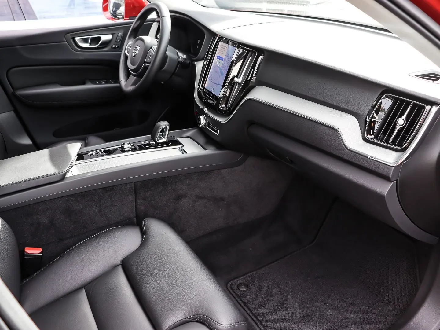 XC60 Core Recharge Plug-In Hybrid AWD T8 Twin En