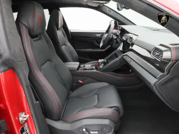Lamborghini Urus S