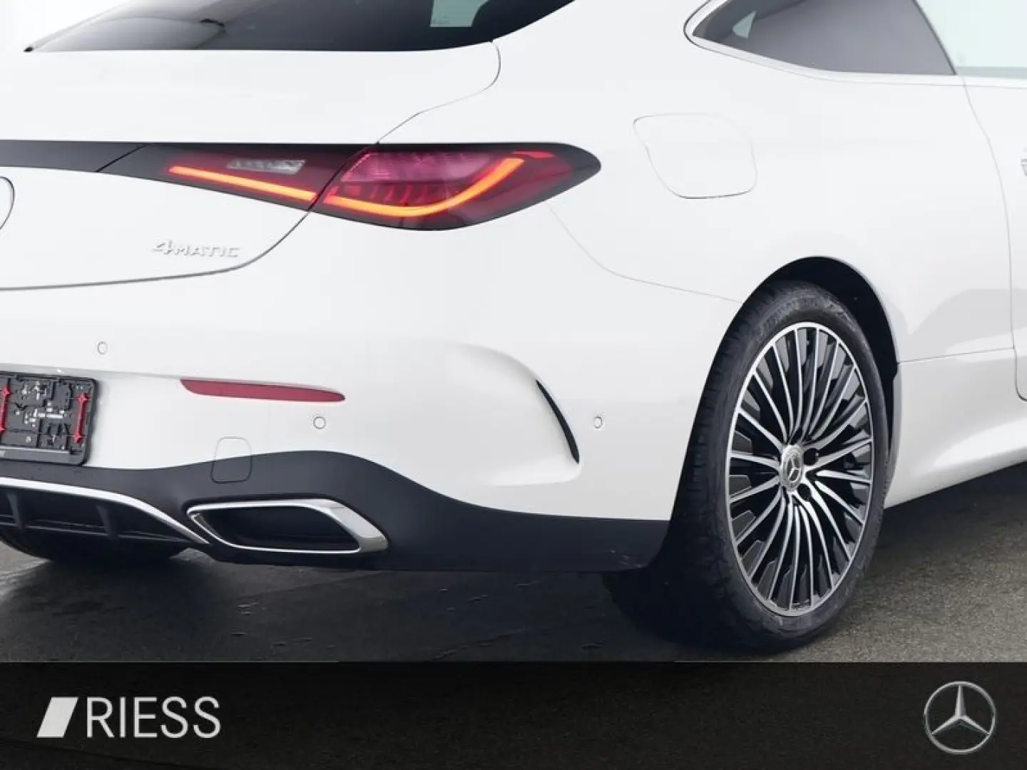 CLE 300 Coupe 4M AMG Pano Digital Light 360° PDC