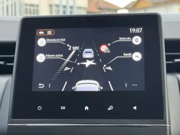 Renault Clio E-TECH Hybrid 140 BUSINESS EDITION