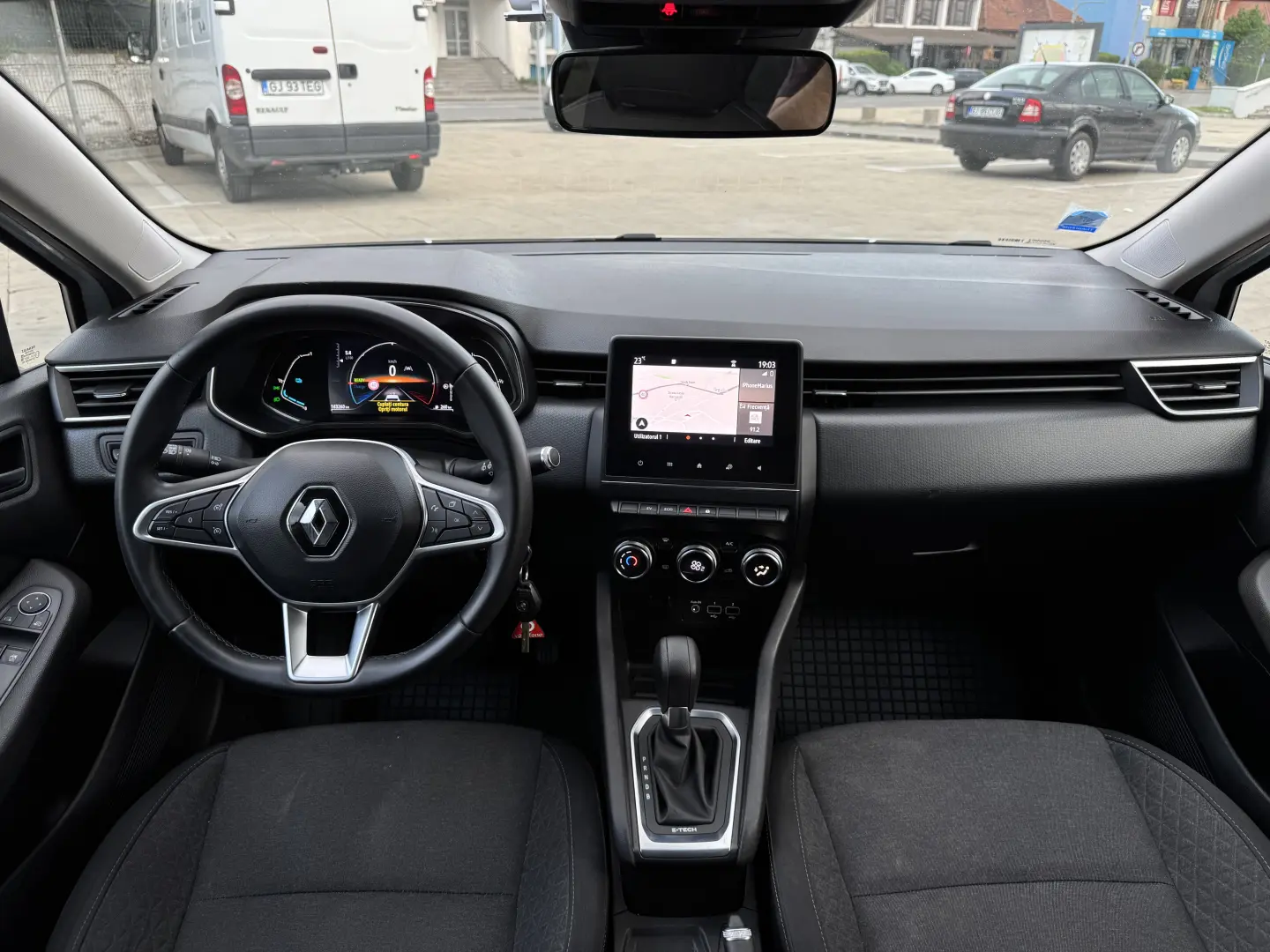 Renault Clio E-TECH Hybrid 140 BUSINESS EDITION