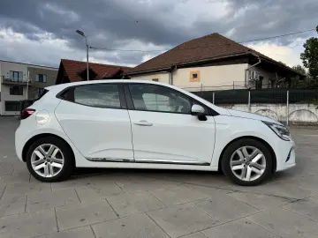 Renault Clio E-TECH Hybrid 140 BUSINESS EDITION