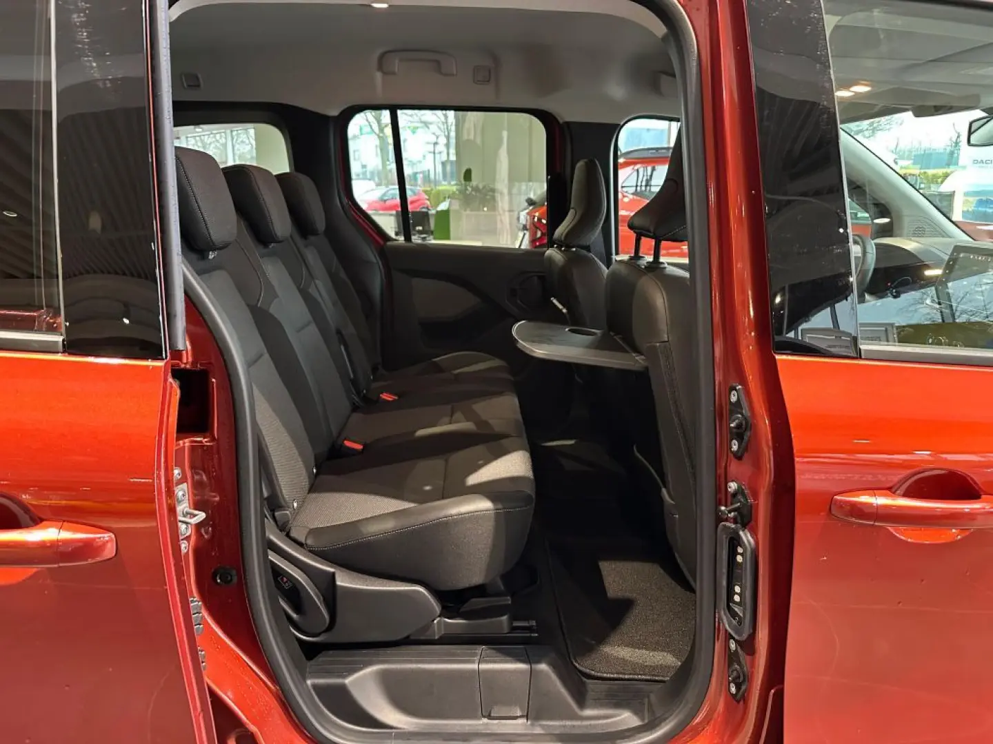 Kangoo E-Tech EV45 AC22 Paket Techno