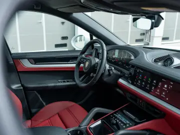 Porsche Cayenne Coupe | MY25 |
