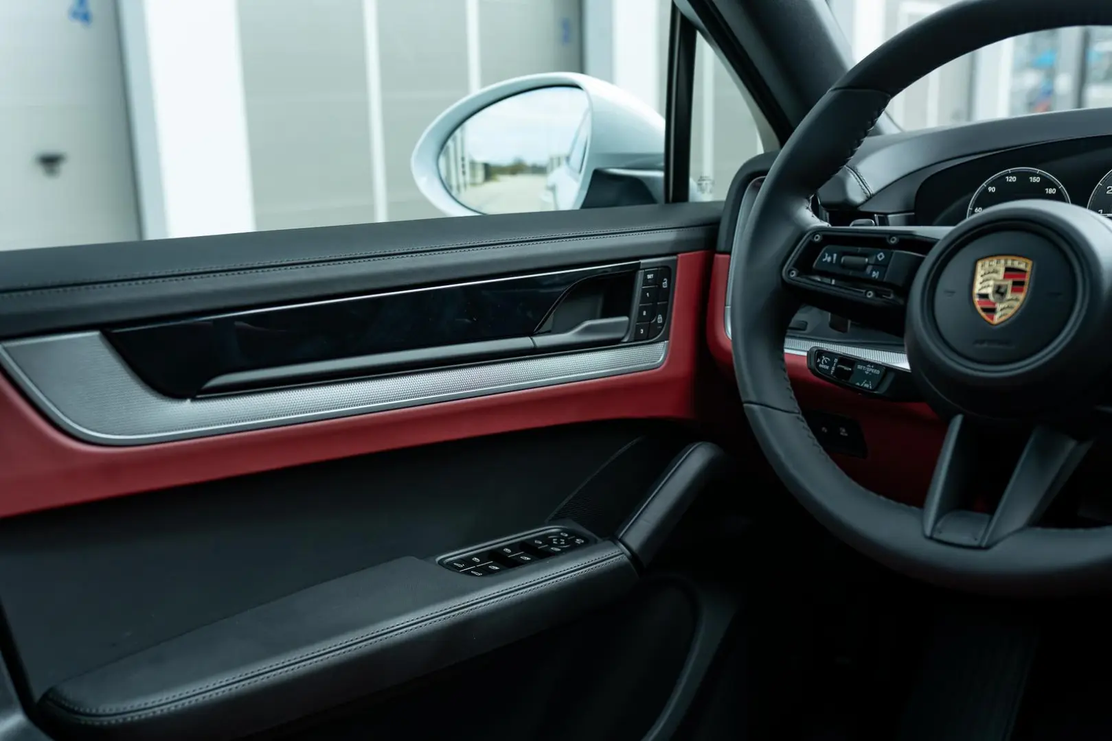 Porsche Cayenne Coupe | MY25 |