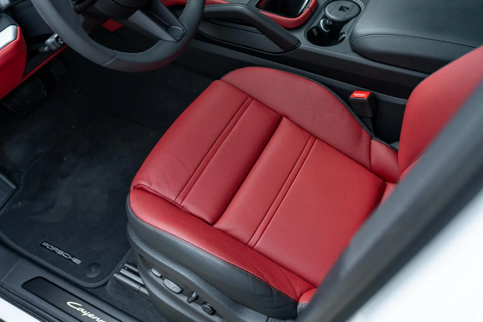 Porsche Cayenne Coupe | MY25 |