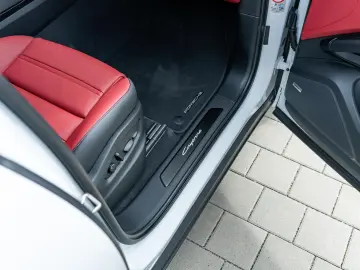 Porsche Cayenne Coupe | MY25 |