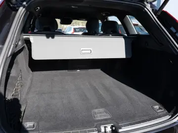 XC60 D5 AWD R-Design LED FACEL. W-LAN NAVI SHZ